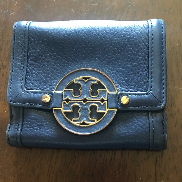 Tory Burch Handbags - Tory Burch Navy Wallet Tory Burch Handbags - Tory Burch Navy Wallet